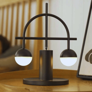 Lampe de chevet technologique